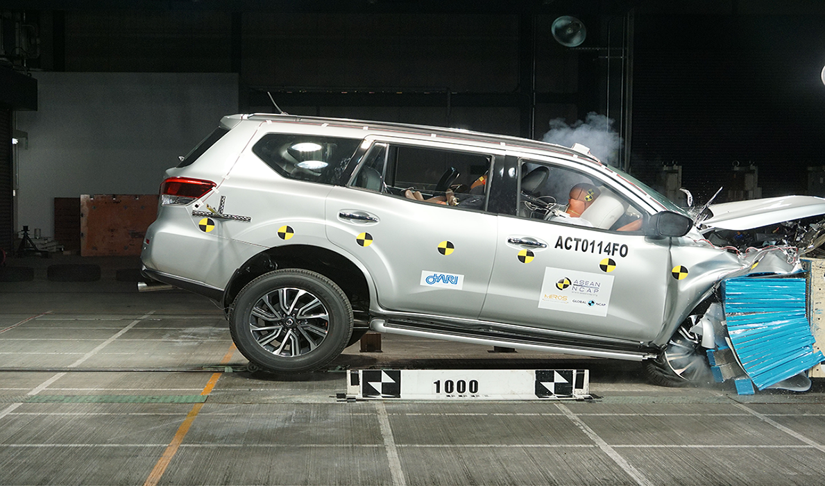 NISSAN TERRA