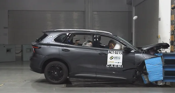 MG MGS5 EV
