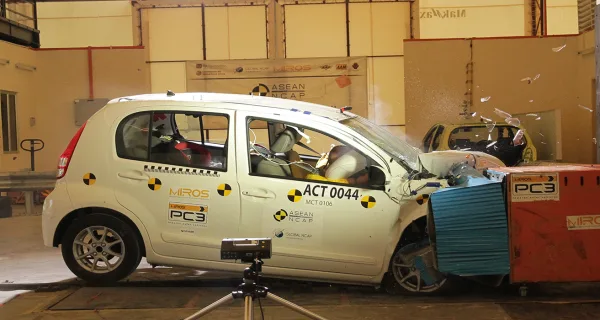 PERODUA MYVI (2015)